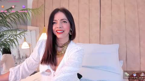 Snapshot of anantaa chatting on November 18, 11:36 am Ananta online show from November 18, 11:36 am