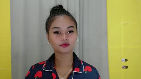 Snapshot of anaruru_ chatting on January 14, 5:45 pm ANA online show from January 14, 5:45 pm