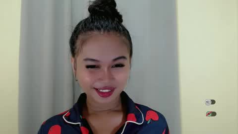 Snapshot of anaruru_ chatting on January 24, 6:46 pm ANA online show from January 24, 6:46 pm