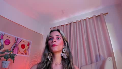 Ana online show from February 3, 8:46 pm