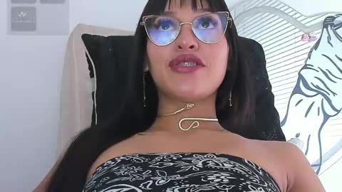 Snapshot of anasofia_07s chatting on May 27, 5:15 am anasofia_07s online show from May 27, 5:15 am
