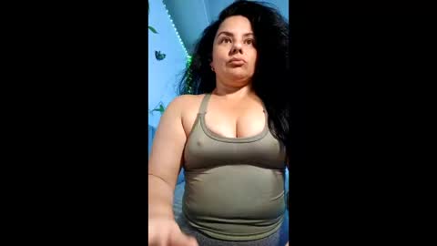 Snapshot of anaspark chatting on December 4, 2:04 pm Ana online show from December 4, 2:04 pm