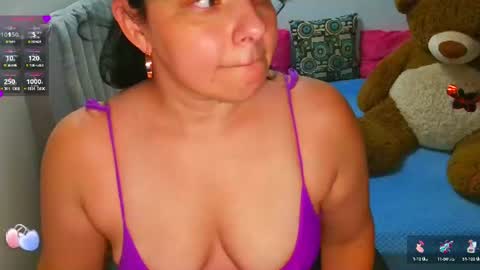 Snapshot of anaspark chatting on July 9, 11:58 am Ana online show from July 9, 11:58 am