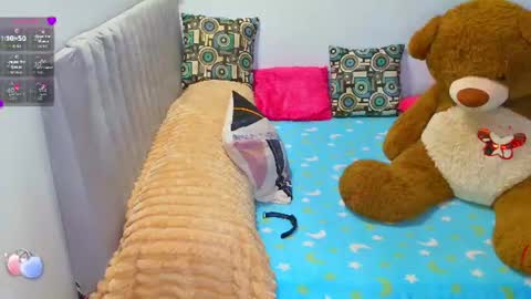 Snapshot of anaspark chatting on July 29, 1:31 pm Ana online show from July 29, 1:31 pm