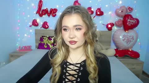 anastacyyellig online show from February 6, 9:00 am