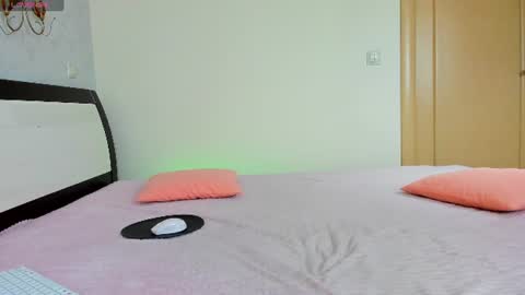 Sexy girl online show from June 23, 2:09 am
