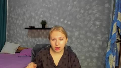 Snapshot of anastasia_gold1 chatting on September 17, 2:13 am anna online show from September 17, 2:13 am
