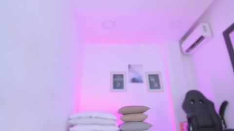 Ana online show from October 17, 7:38 pm