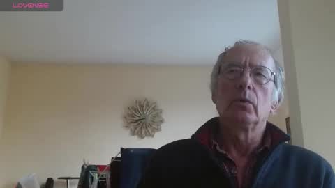 Snapshot of anax69 chatting on November 1, 1:46 pm mario online show from November 1, 1:46 pm