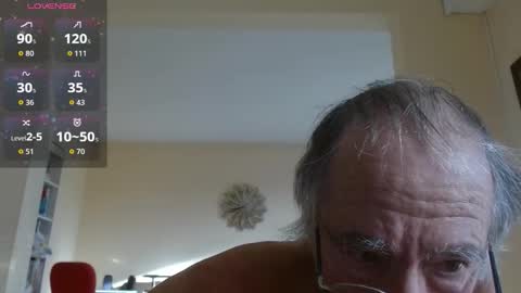 Snapshot of anax69 chatting on November 18, 1:37 pm mario online show from November 18, 1:37 pm