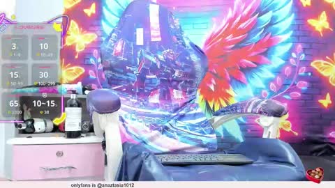 Snapshot of anazztasia_squirt chatting on October 9, 6:50 pm anazztasia_squirt online show from October 9, 6:50 pm