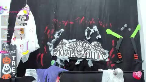 Snapshot of anazztasia_squirt chatting on October 18, 6:19 pm anazztasia_squirt online show from October 18, 6:19 pm