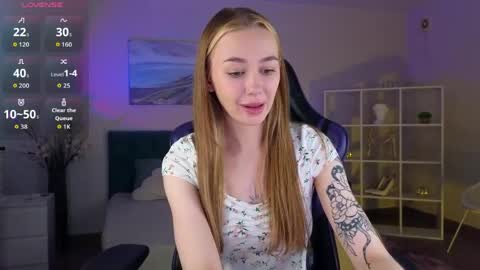 im Andarna dont forget give me thumbs up online show from May 11, 9:59 am