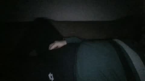 Snapshot of andellus chatting on February 9, 11:36 pm andellus online show from February 9, 11:36 pm