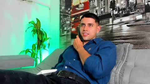 Snapshot of ander_perez chatting on January 24, 11:45 pm ANDER online show from January 24, 11:45 pm