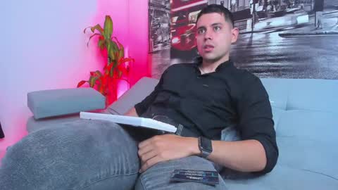 Snapshot of ander_perez chatting on February 15, 2:55 pm ANDER online show from February 15, 2:55 pm