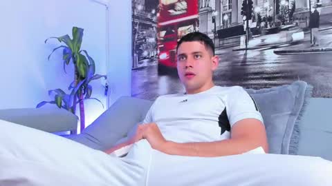 Snapshot of ander_perez chatting on March 1, 5:05 pm ANDER online show from March 1, 5:05 pm