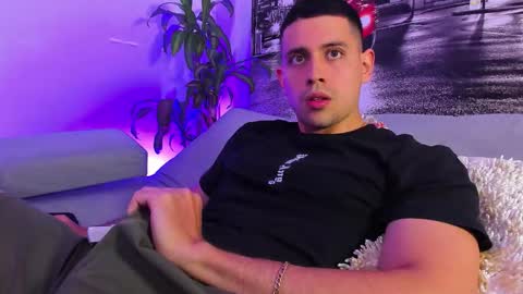 Snapshot of ander_perez chatting on October 1, 3:51 pm ANDER online show from October 1, 3:51 pm