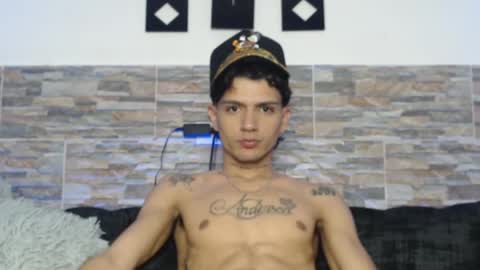 Snapshot of andersonz98 chatting on March 9, 5:00 am andersonZ98 online show from March 9, 5:00 am