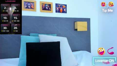 Andrea online show from February 12, 12:33 pm