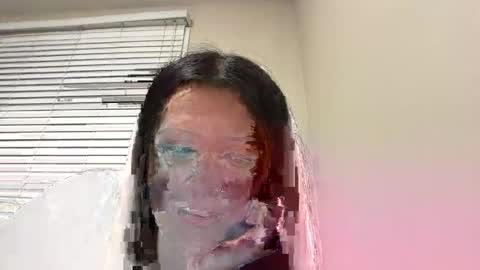 Snapshot of anditspinkxo chatting on May 26, 6:42 am anditspinkxo online show from May 26, 6:42 am