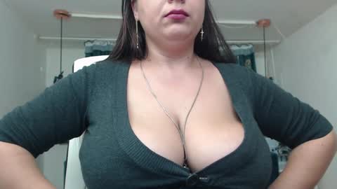 AndraHart  online show from January 3, 2:43 am