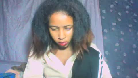 Snapshot of andre415913 chatting on May 2, 3:11 am andre415913 online show from May 2, 3:11 am