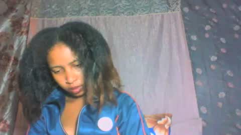 Snapshot of andre415913 chatting on May 13, 4:32 am andre415913 online show from May 13, 4:32 am