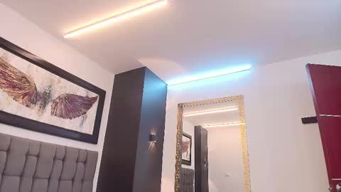 Cloe online show from January 5, 5:27 pm