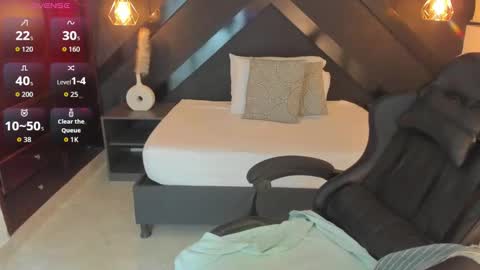 A N D R E online show from February 15, 1:57 am