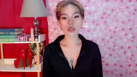 andrea06121998 online show from October 24, 11:39 am