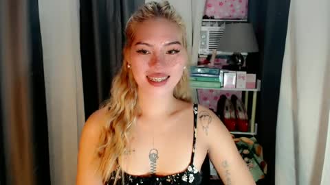 Snapshot of andrea06121998 chatting on June 22, 6:05 pm andrea06121998 online show from June 22, 6:05 pm