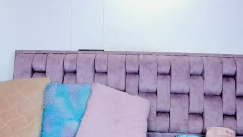 Andrea bigtits69 online show from April 14, 10:49 pm