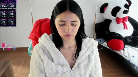 Snapshot of andrea_bonnie chatting on January 27, 4:43 pm andrea_bonnie online show from January 27, 4:43 pm