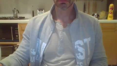 andrea_feetlover online show from December 1, 6:07 am