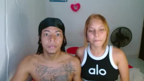 Snapshot of andrea_jose chatting on December 29, 3:22 am andrea_jose online show from December 29, 3:22 am