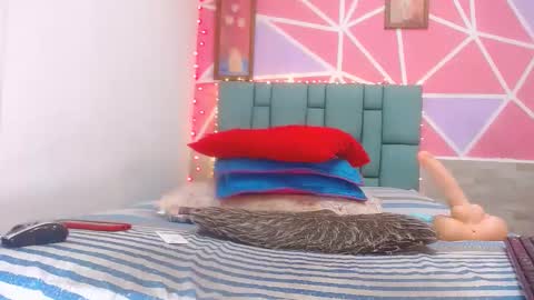 andrea ospina1 online show from January 13, 8:37 pm