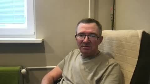 Snapshot of andreass60 chatting on November 14, 7:40 am andreass60 online show from November 14, 7:40 am