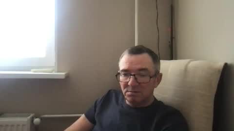 Snapshot of andreass60 chatting on January 6, 9:57 am andreass60 online show from January 6, 9:57 am