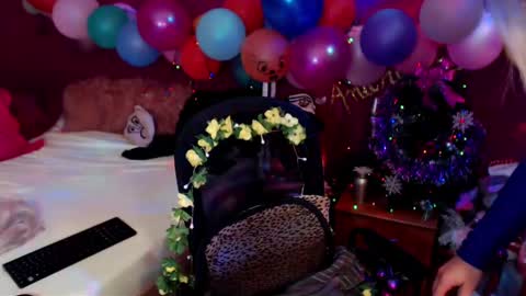 andreeajj online show from December 20, 10:43 pm