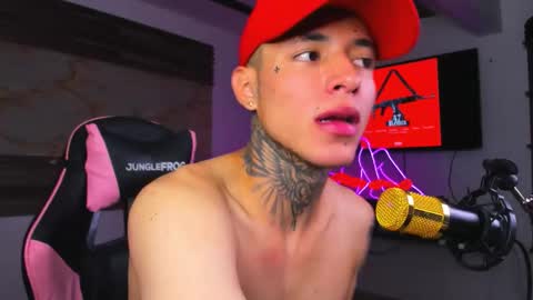 andrees_s online show from September 29, 1:44 am