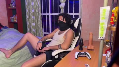 Andre Labuda online show from October 9, 3:48 am