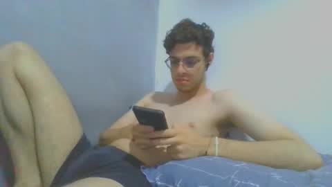 andres129494 online show from November 17, 2:17 am