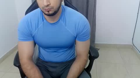 andres180950734 online show from September 25, 11:25 am
