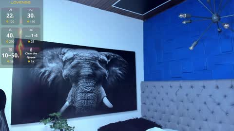 insta andres clark  online show from April 7, 6:08 pm