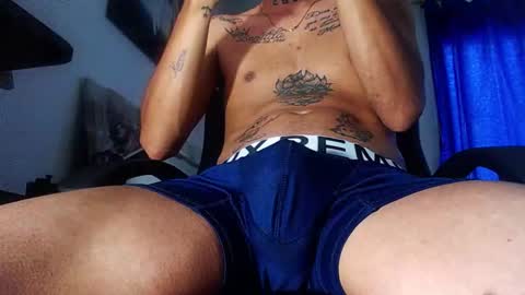 Andrs   o online show from February 8, 11:46 am