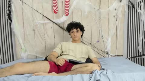 andres_cream online show from November 1, 9:06 pm