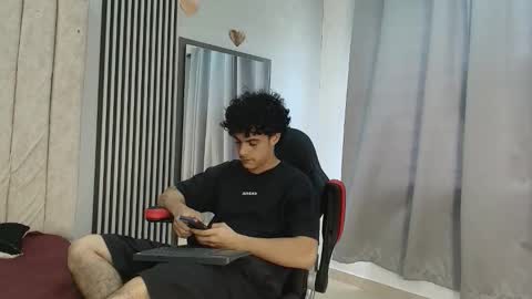 andres_cream online show from November 9, 2:26 pm