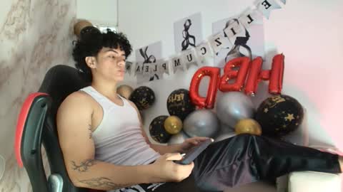 andres_cream online show from November 30, 8:35 pm