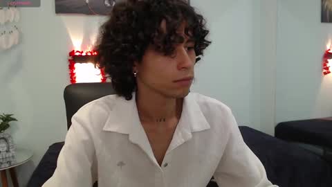 andres_ocasio online show from March 3, 7:06 pm